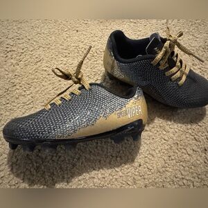 Boys Size 9 Soccer Cleats DSG Toddler Kids Shoes 
Black and Gold